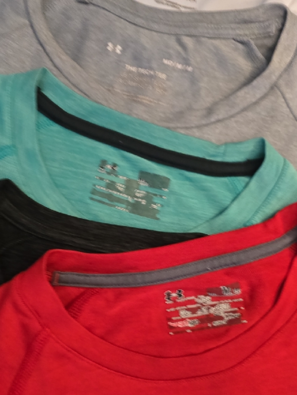 Under Armour Performance Tee Bundle - White/Gray/Teal/Green/Navy/Royal/Red/Black - Picture 4 of 10